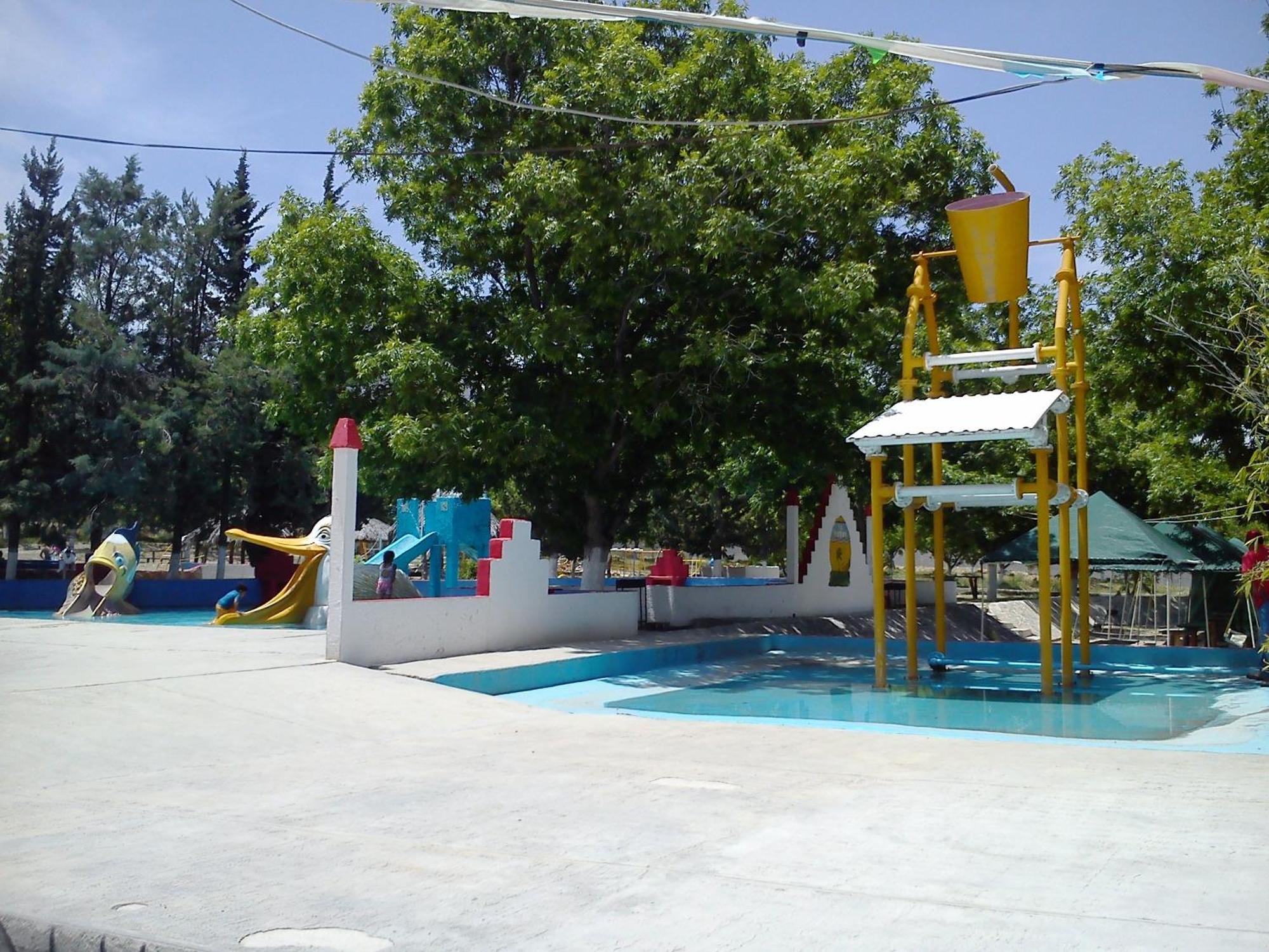La Ilusion Hotel Campestre Y Balneario Parras de la Fuente Extérieur photo