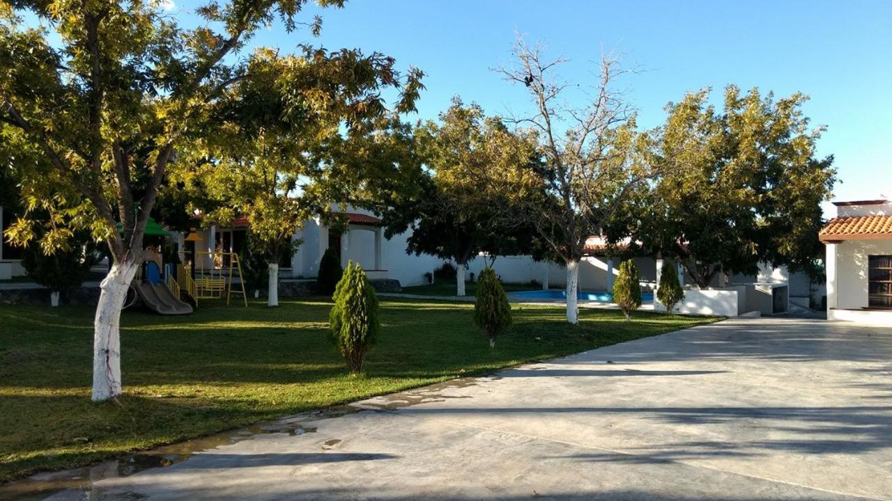 La Ilusion Hotel Campestre Y Balneario Parras de la Fuente Extérieur photo