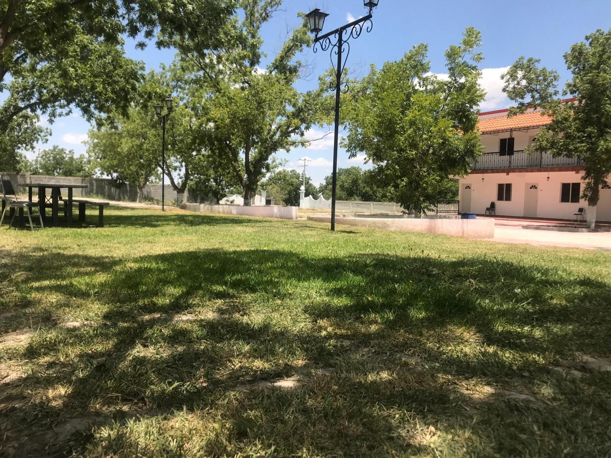 La Ilusion Hotel Campestre Y Balneario Parras de la Fuente Extérieur photo