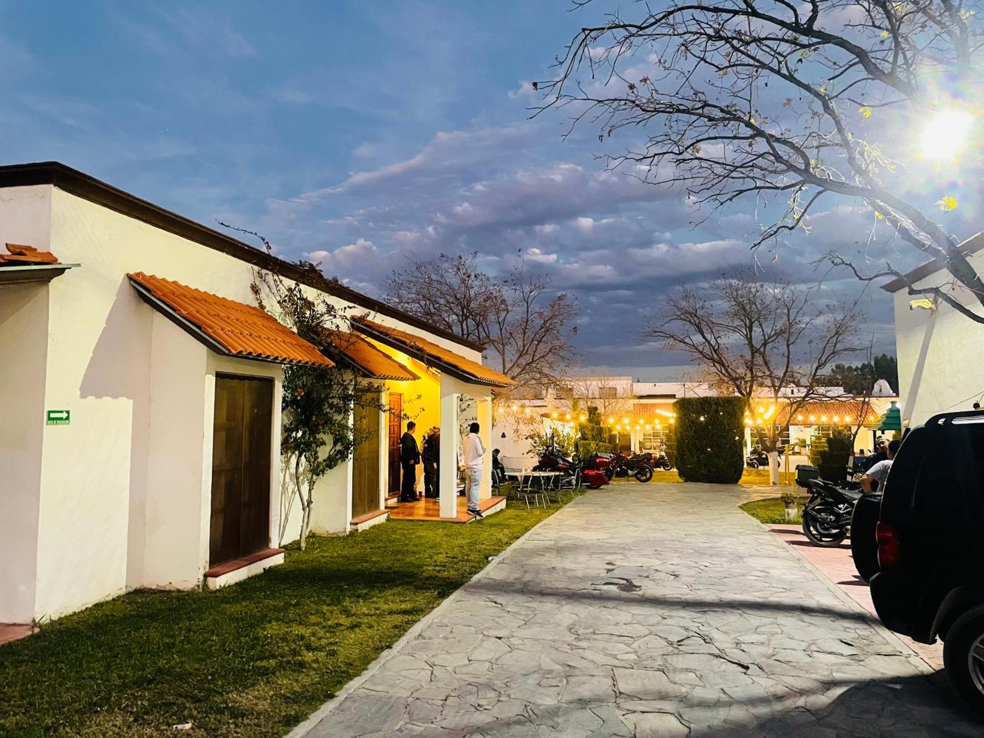 La Ilusion Hotel Campestre Y Balneario Parras de la Fuente Extérieur photo