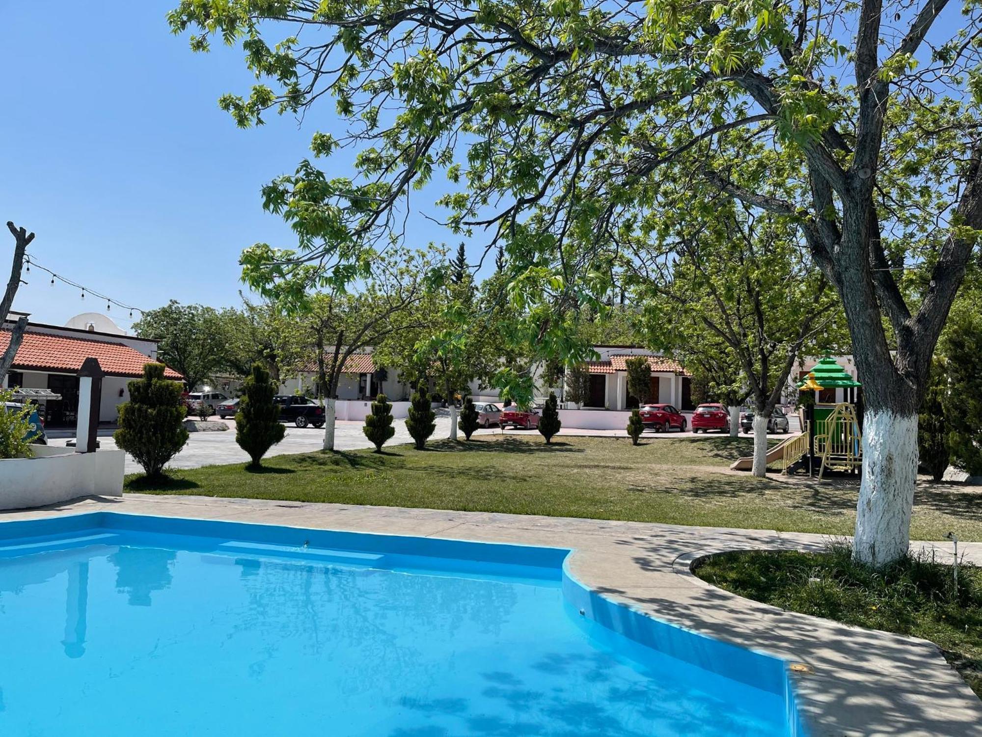 La Ilusion Hotel Campestre Y Balneario Parras de la Fuente Extérieur photo